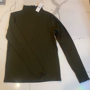 NWT LOFT olive green turtle neck
